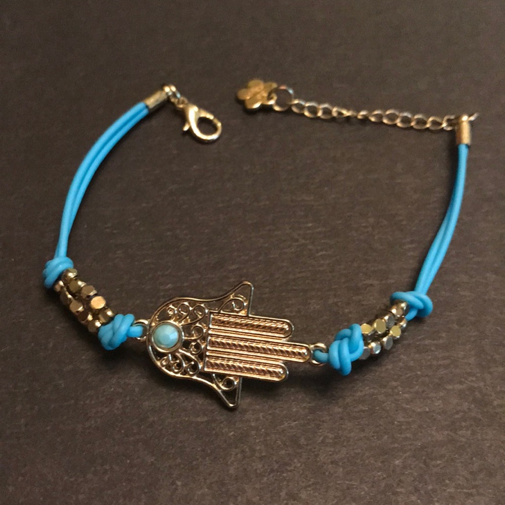 Hamsa Bracelet 💙